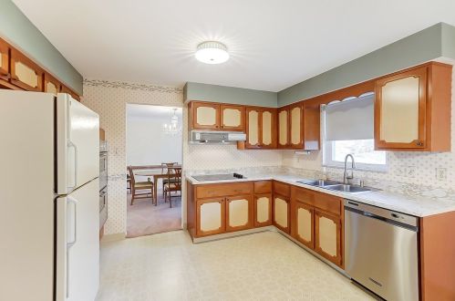 6224 Elkwater Ct, Cincinnati OH 45248-3903 exterior