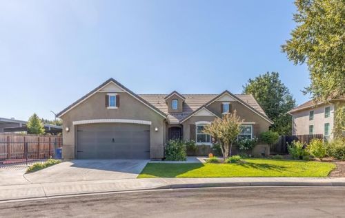 3092 Hanson Ave, Clovis, CA 93611-3917