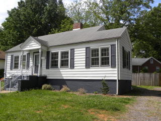 909 Center Church Rd, Eden, NC 27288-5505