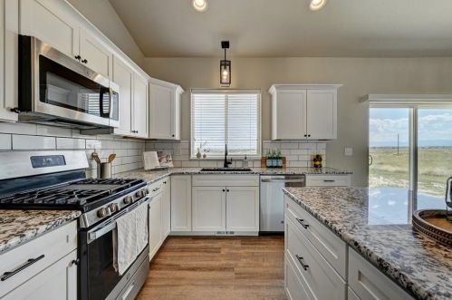 1518 Ithaca Dr, Pueblo CO  81007-2348 exterior
