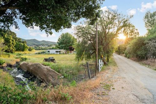 6686 Monte Rd, San Luis Obispo, CA 93401-8009