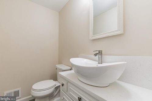 13825 Gate Dr, Silver Spring MD 20906-2208 exterior