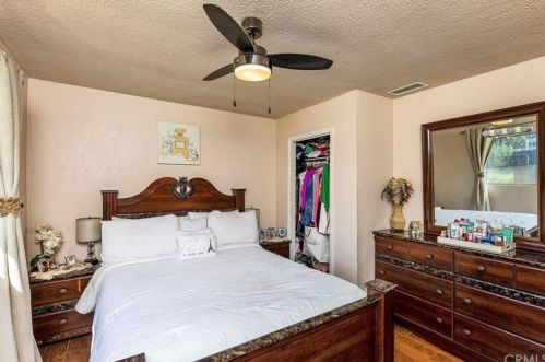 1874 Illinois Ave, Riverside CA  92507-5419 exterior