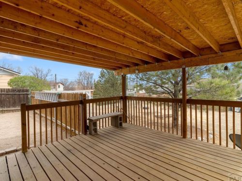 5 Normandy Cir, Pueblo, CO 81001-1925