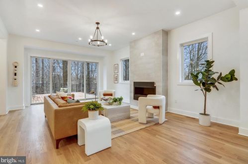 106 Geneva Ave, Silver Spring MD  20910-5105 exterior