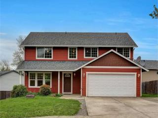 147 Silverdust Dr, Kalama, WA 98625-9488