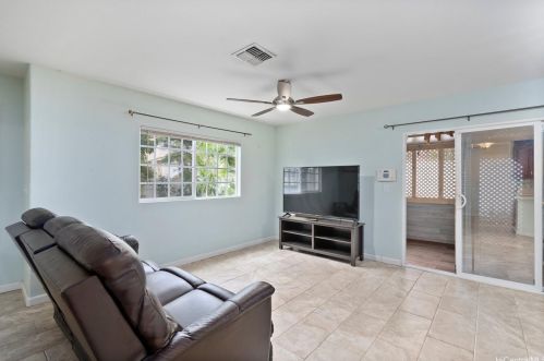 87-1026 Ahekai St, Nanakuli, HI 96792