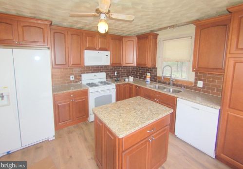 9680 Faulkner Rd, Faulkner, MD 20632-2236