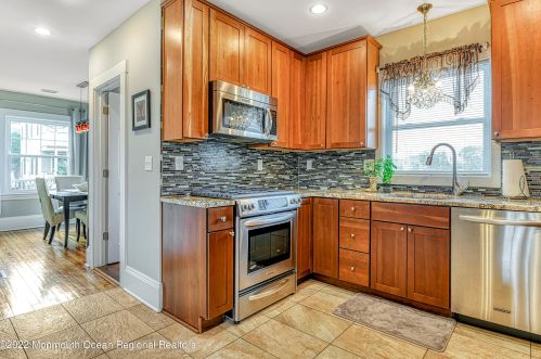 1004 Bergh St, Tinton Falls NJ 07712-6023 exterior