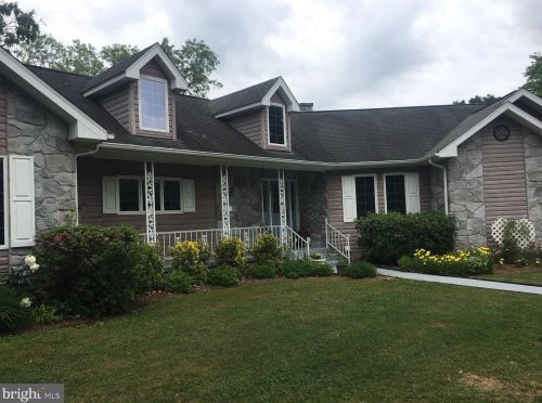 174 Martin St, Richmond National Battlefiel, VA 22835-4513