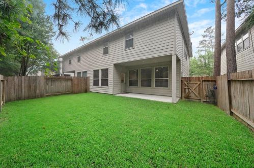 130 Burberry Cir, Conroe TX  77384-5064 exterior