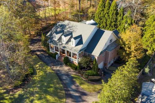 2169 Cumberland Dr, Smyrna GA  30080-4601 exterior