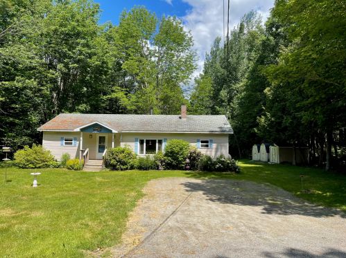 268 Morrill Pond Rd, Hartland, ME 04943-4114
