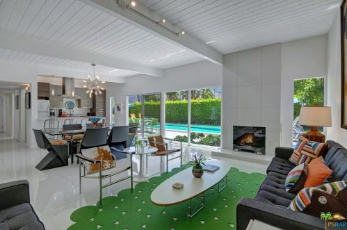 613 Beverly Dr, Palm Springs, CA 92264-8240