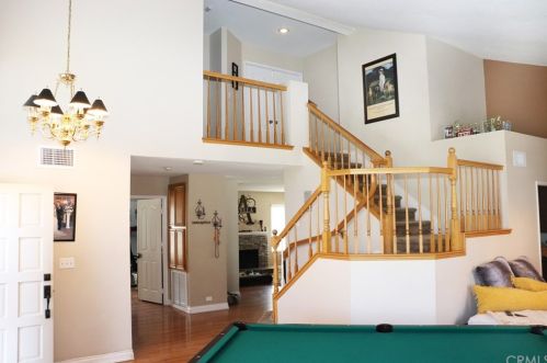 7061 Westport St, Riverside, CA 92506-4923