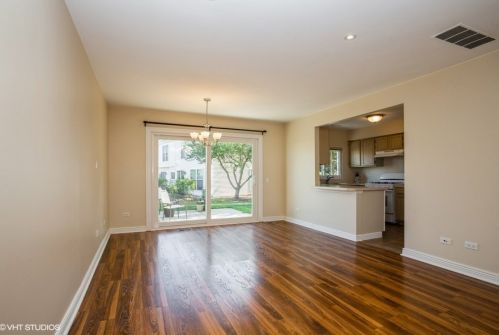 4 Marion Ln, Streamwood, IL 60107-6664