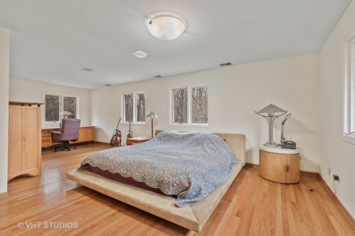 3155 Deerfield Rd, Bannockburn IL  60015-3768 exterior