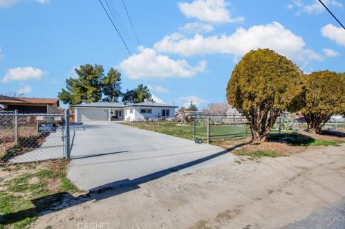 35927 80th St, Juniper Hills, CA 93543-2623