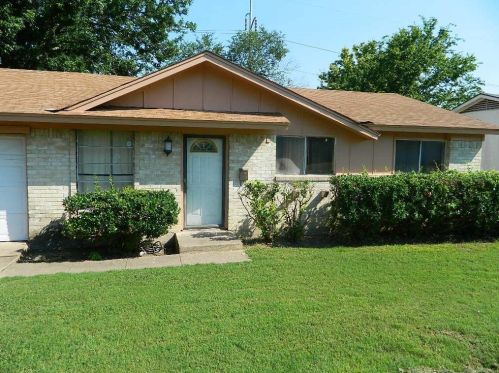 4031 Happy Canyon Dr, Dallas, TX 75241-5234