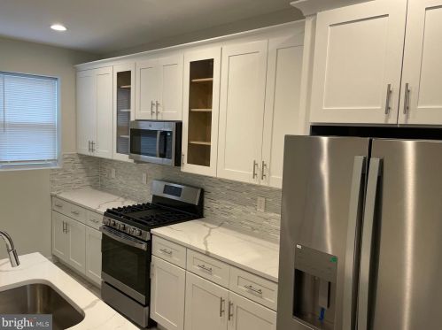 5732 16th St, Philadelphia PA  19141-1702 exterior