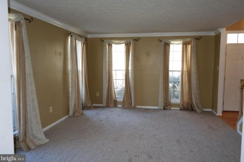 6885 Caravan Ct, Columbia MD  21044-4074 exterior