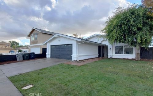 22851 Larkin St, El Toro, CA 92630-2941