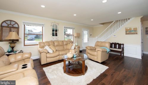 62 Manor Ln, Willingboro, NJ 08046-3141