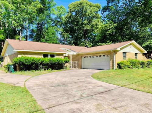113 Wake Forest Dr, Warner Robins, GA 31093-1008