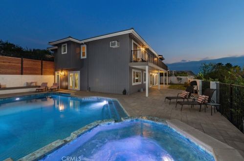 18825 Winnwood Ln, Santa Ana, CA 92705-1233