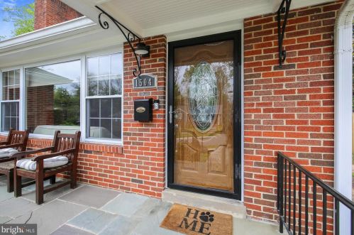 1504 Sanford Rd, Silver Spring, MD 20902-3931