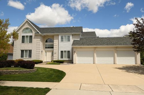 3019 Lawrence Cres, Homewood, IL 60422-2053