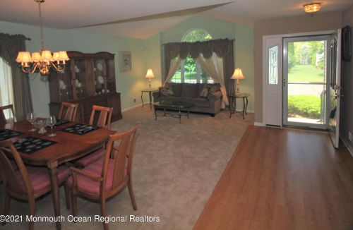 24 Turnberry Pl, Jackson Twp, NJ 08527-4060