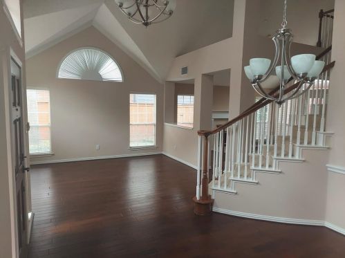 14588 Poe Ct, Addison TX  75001-7977 exterior