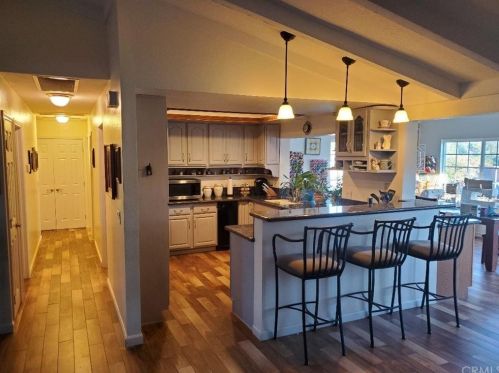 16743 Stallion Pl, Riverside CA  92504-5843 exterior