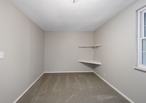 1590 Fawnvista Ln, Cincinnati OH 45246-2039 exterior