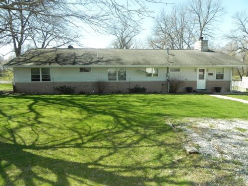 141 Hickory Lane Dr, Martinton, IL 60951-6010
