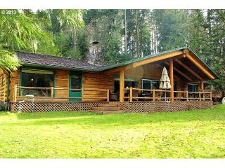 9681 Beach Dr, Westport OR  97016-7301 exterior