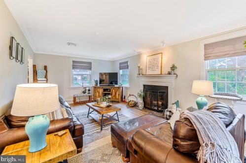 27 Lochatong Rd, Trenton NJ 08628-1608 exterior