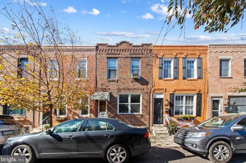 1906 Iseminger St, Philadelphia, PA 19148-2207