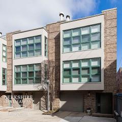 751 Melrose St, Chicago, IL 60657-3417
