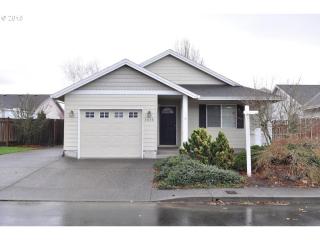 3058 Tangleberry Pl, Interlachen, OR 97024-6710
