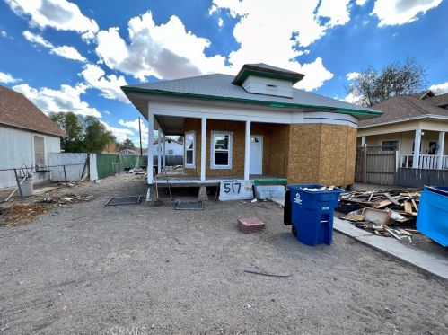 517 Acoma St, Chemehuevi, CA 92363-2903