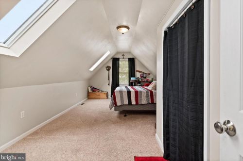 22 Meade Dr, Carlisle PA 17013-8141 exterior