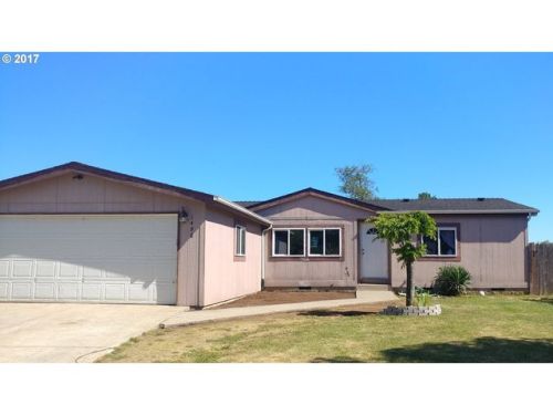 1498 Ana Ave, Dallas, OR 97338-2716