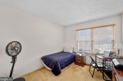 11440 Encore Dr, Silver Spring MD 20901-5043 exterior