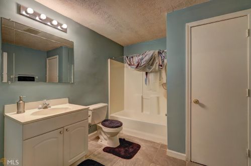 122 Arbor Cove Way, Stockbridge GA  30281-6443 exterior