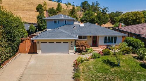 20 Esmeyer Dr, San Rafael, CA 94903-3713