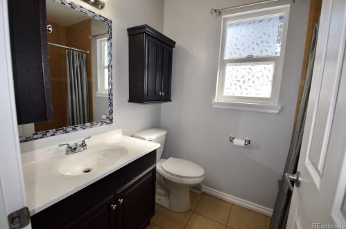 7372 Spruce St, Englewood CO 80112-1752 exterior