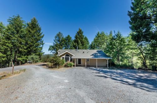 6939 Isaiah Rd, Virner, CA 95634-9746