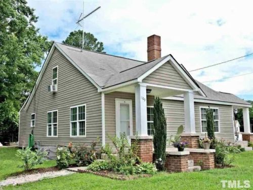 109 James St, Roxboro, NC 27573-5213